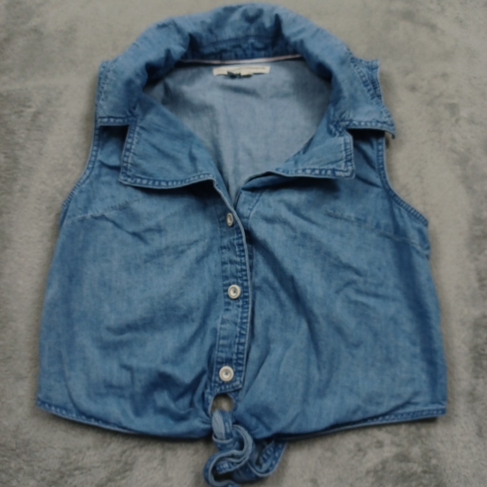 Pilcro Light Denim Sleeveless Button-Front Tie Hem Shirt